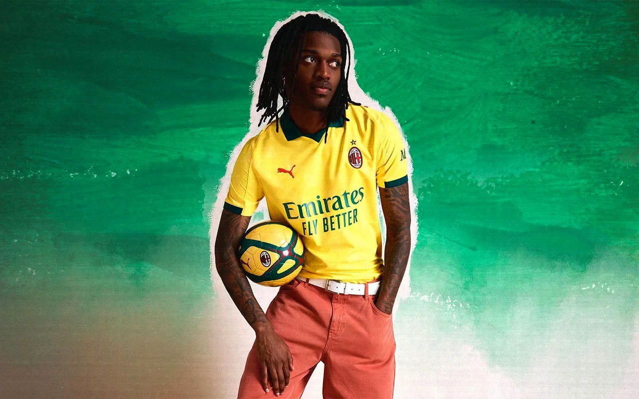 پیراهن سوم میلان فصل ۲۶-۲۰۲۵