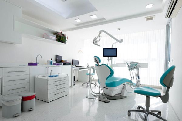 14 خدمات رایگان دندانپزشکی که بیمه‌شدگان تامین اجتماعی نمی‌دانند!