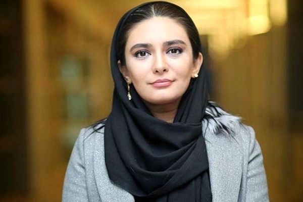 لیندا کیانی با شباهت عجیبش به خواهرش کاربران را شوکه کرد!