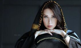 عکس خیلی شیک از کفش های گران قیمت شهرزاد کمال زاده / دوباره پول هاشو به رخ کشید !