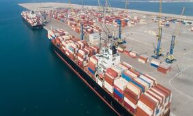 افزایش ظرفیت نگهداری کالای اساسی در بنادر 