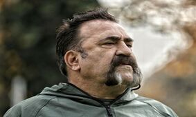 عکس / وحید قلیچ در کنار گلر افسانه‌ای فوتبال جهان !