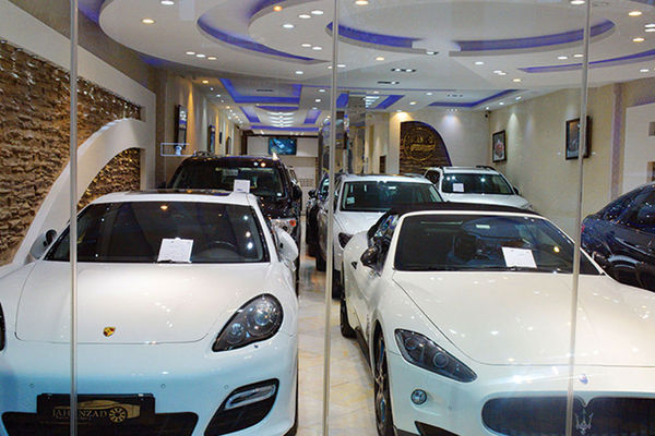 
خبر داغ برای مالکان خودروهای لوکس؛ مالیات در راه است!
