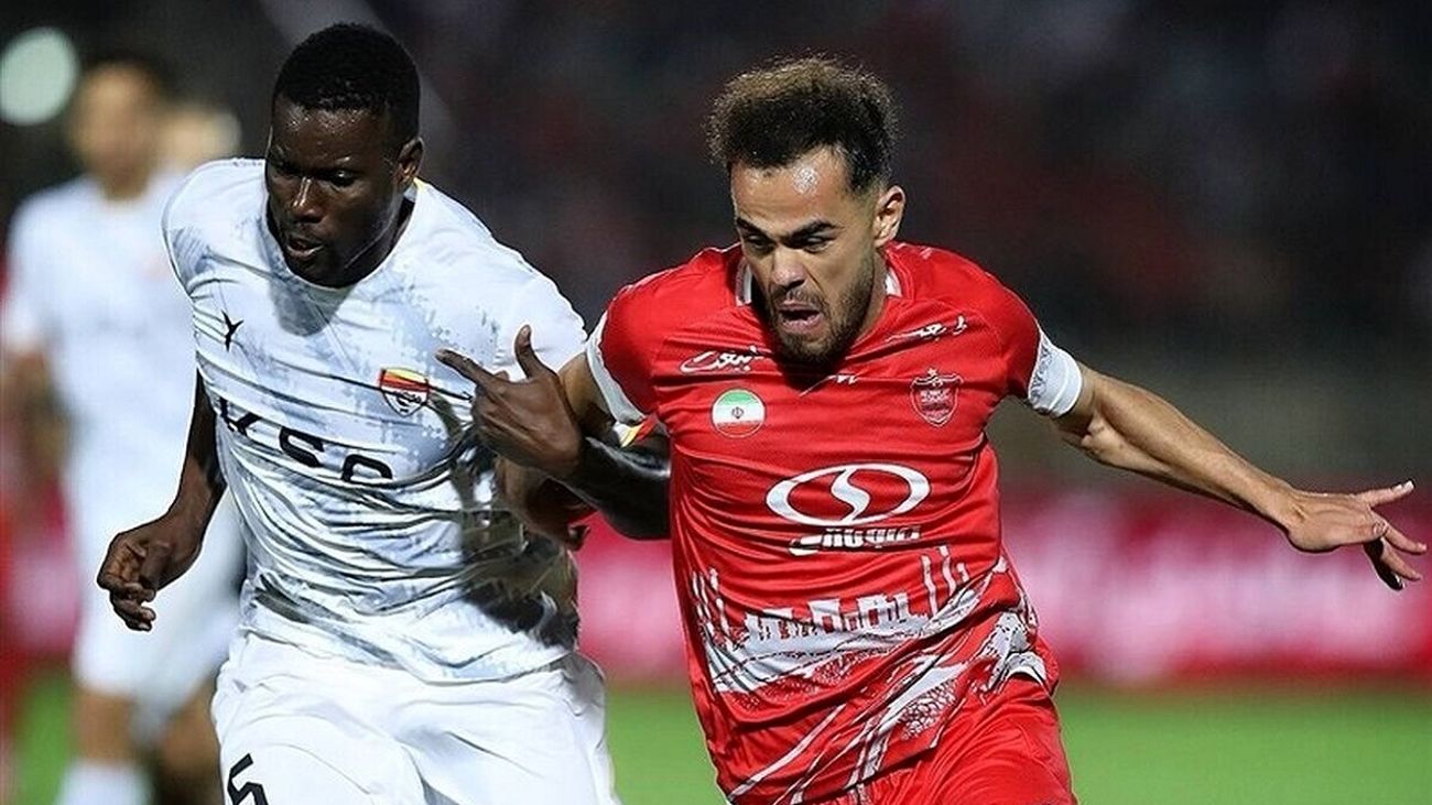 اوستون ارونوف قاطی کرد/ او با پرسپولیس به این ندلیل تمدید نمی کند؟