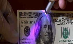 جدیدترین قیمت دلار، یورو و درهم در مرکز مبادله ارز  /  ادامه روند کاهشی دلار مبادله‌ای + جدول