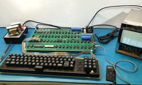 نسخه‌ای کمیاب از کامپیوتر «اپل 1» به قیمت 442 هزار دلار به فروش رسید
