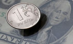 سقوط آزاد روبل در برابر دلار