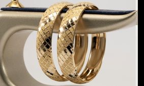 این النگوهای طلا در سال 2023 ترند شد 

