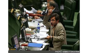 انتقاد کوچک‌زاده از لایحه فضای مجازی  / قانون را درست و با عدالت اجرا کنید دروغ از بین خواهد رفت!