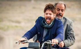 چیدمانی بی‌نظیر در ویلای علی صادقی؛ تراس بهشتی و طراحی باورنکردنی! + فیلم