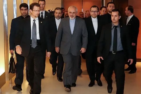 مکانیسم ماشه و اتهامات ناروا/حملات غیرمنصفانه علیه تیم مذاکره‌کننده برجام