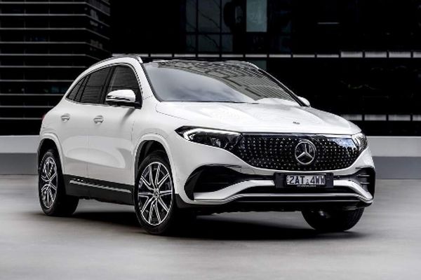 قیمت‌گذاری عجیب حواله خودروی بنز و بی ام و در ایران  + سند