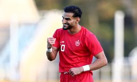 اشکهای بازیکن پرسپولیس پس از برتری / دل هواداران به در آمد !!