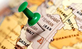 اقتصاد ایران زیر سایه چهار دهه فشار تحریمی / تحریم‌ها کاغذ پاره نیستند!