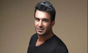 اولین عکس از پدر و مادر یوسف تیموری / بی شباهت به آقای بازیگر !