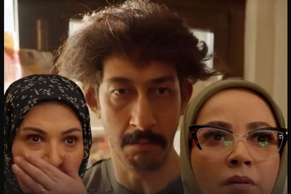 لحظه شگفت‌انگیز ورود بازیگران محبوب سریال پایتخت به برج میلاد + فیلم
