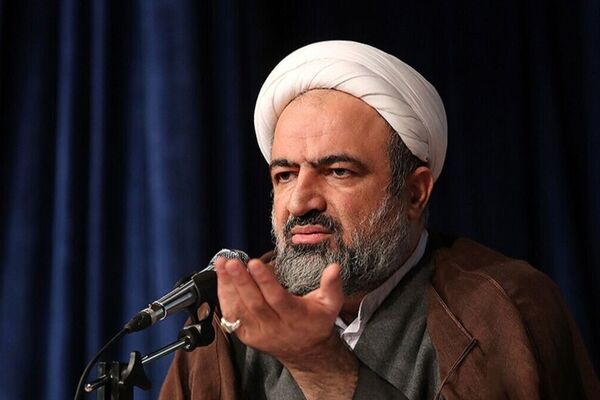 اظهارات عجیب حمید رسایی در مورد احمدی نژاد و پزشکیان