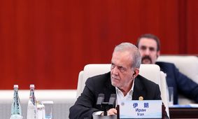 عکسی از حضور دختر پزشکیان در مراسم روز پیروزی چین، کنار رهبران جهانی