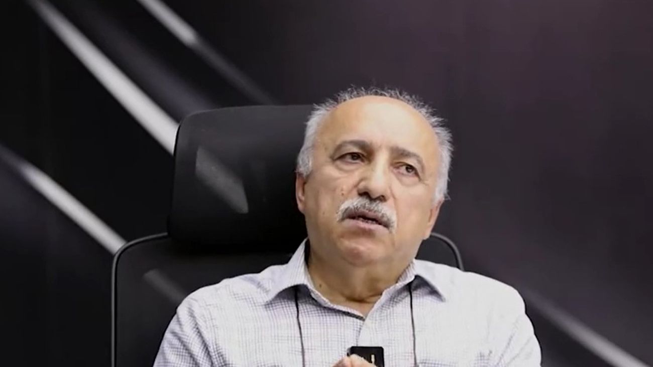 فیلم/انتقاد یک اقتصاددان از تک نرخی شدن ارز/کسری بودجه را نباید از جیب مردم تأمین کرد!