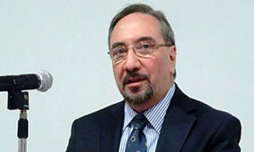 چرا همایون کاتوزیان جهان اقتصاد را متحول کرد؟