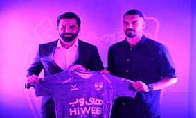 مهاجم سابق پرسپولیس به هوادار پیوست / بازیکن مورد علاقه علی دایی شاگرد فکری شد