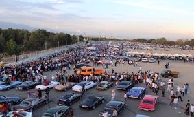 مشروب خواری و رقص دسته جمعی در تهران به اسم ورزش