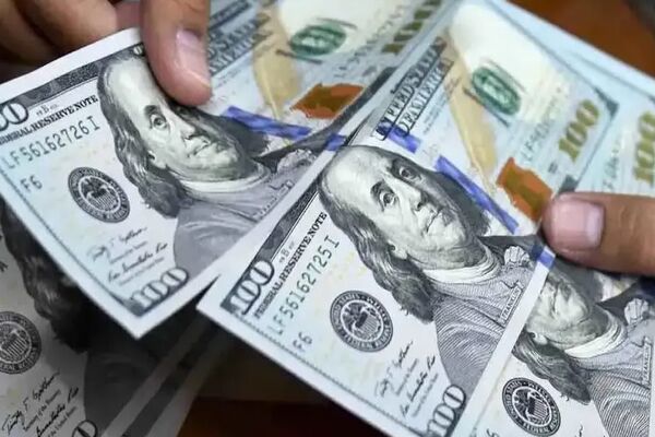 قیمت دلار امروز ۱۲ مهر ۱۴۰۴ + جدول