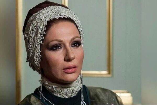 افشاگری جنجالی بازیگر نقش فرح پهلوی: همسرم ۷ بار ازدواج کرد و به دخترم گفت که من مرده‌ام! + فیلم