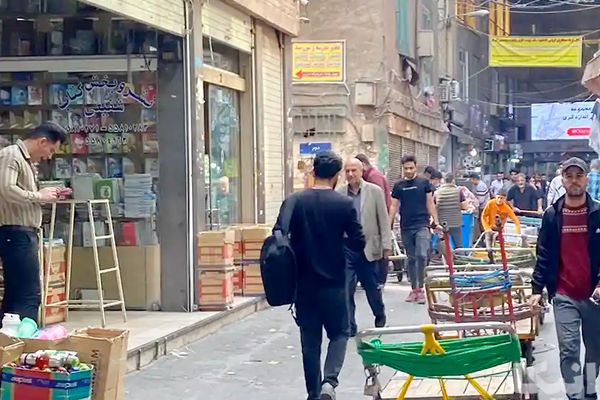 فارغ‌التحصیلان؛ گرفتار بیکاری یا مشاغل نامرتبط