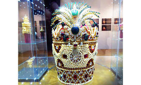 این تاج پر از جواهر به دستور فتحعلی شاه ساخته شد + عکس