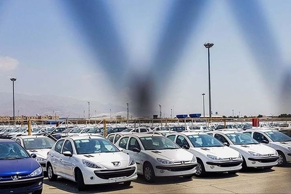 قیمت خودرو امروز چهارشنبه 6 اسفند 1404 / بازار به کدام سمت چرخید؟ + جدول