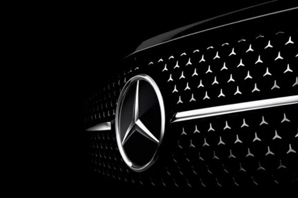 قیمت حیرت‌انگیز شاهکار جدید مرسدس بنز در ایران مشخص شد!