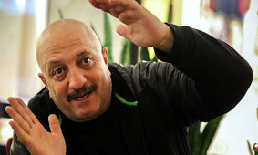 محاله باور کنید مسعود روشن پژوه دختر دهه هفتادی داشته باشد / حتما ببینید !