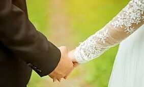 عکس غمگین ترین عروس دنیا در کنار داماد 92 ساله / این دختر فقط 22 سالش بود !