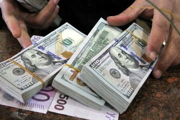 دلار با این نرخ پاییز را آغاز کرد/ یورو و درهم چند؟

