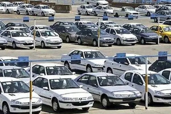 بازار خودرو ترمز برید! آخرین تغییرات قیمت خودرو در پنجشنبه ۳ مهر ۱۴۰۴