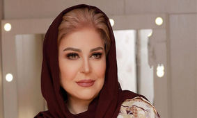 عجیب ترین تیپ و لباس اکرم محمدی ! / خانم بازیگر سر پیری یاد جوانی اش افتاد !