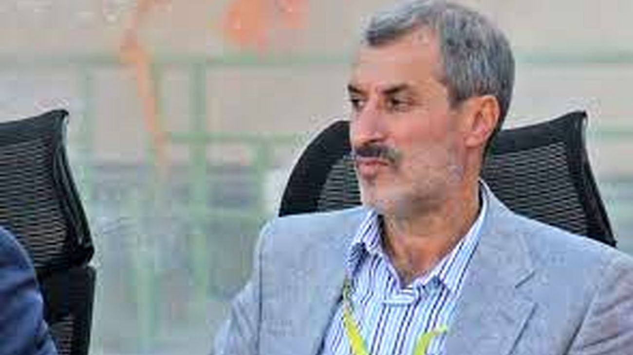 پیشنهاد بی شرمانه مایلی کهن به گل محمدی: موهایت را بور کن!