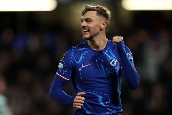 دوزبری هال در آستانه خروج از چلسی/ فولام به دنبال کاهش هزینه با بند قرضی