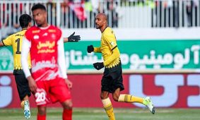 مراسم اهدای جام با شکوه سپاهان، قهرمان سوپرجام +فیلم