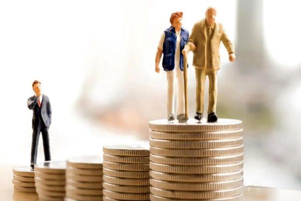 ماجرای جنجالی 3 میلیون شارژ بازنشستگان و دریافت سبد کالا!