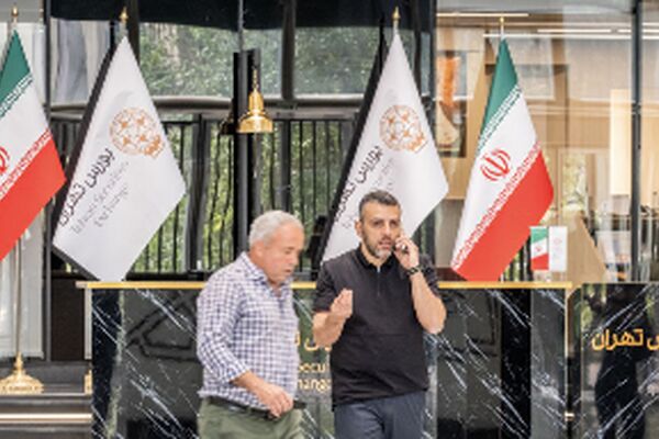بورس همچنان زیر سایه نااطمینانی‌