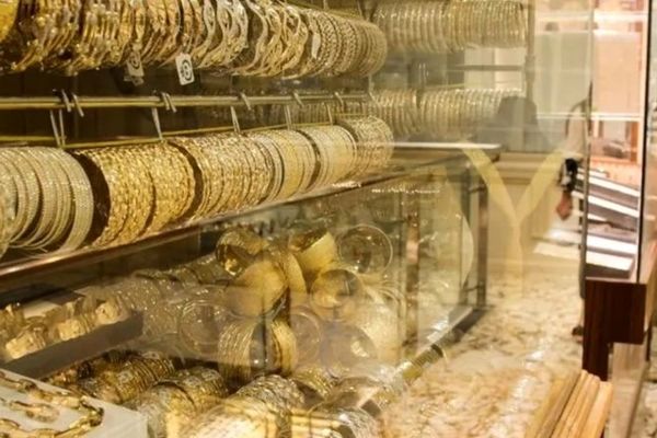 قیمت طلا ۱۸ عیار امروز دوشنبه 8 دی ۱۴۰۴