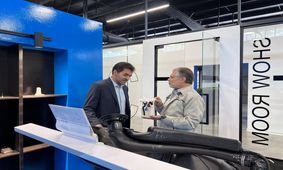 بازدید مدیرعامل هلدینگ توسعه کسب و کار سبا از کارخانه نوآوری و صنایع خلاق آمپر