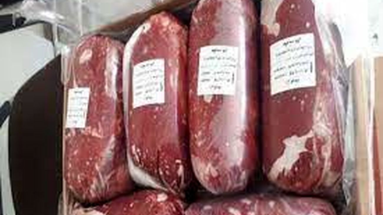 چرا محموله گوشت یکسال در گمرک معطل مانده ؟! مسئولان پاسخگو باشند
