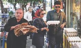 معیشت زیر فشار تورم؛ کارگران و کارمندان چشم‌انتظار تصمیم عادلانه دولت