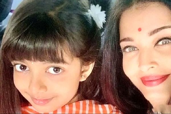 آرادیا باچان با چهره جدیدش در 12 سالگی، همه نگاه‌ها را به خود جلب کرد!