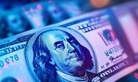 قیمت دلار امروز دوشنبه ۱ اردیبهشت ۱۴۰۴