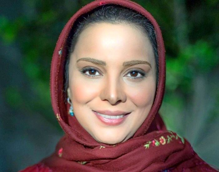 روشنک عجمیان تئاتر