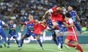 دم خروس بیرون زد / بنیادی‌فر درخواست داوران VAR را رد کرد